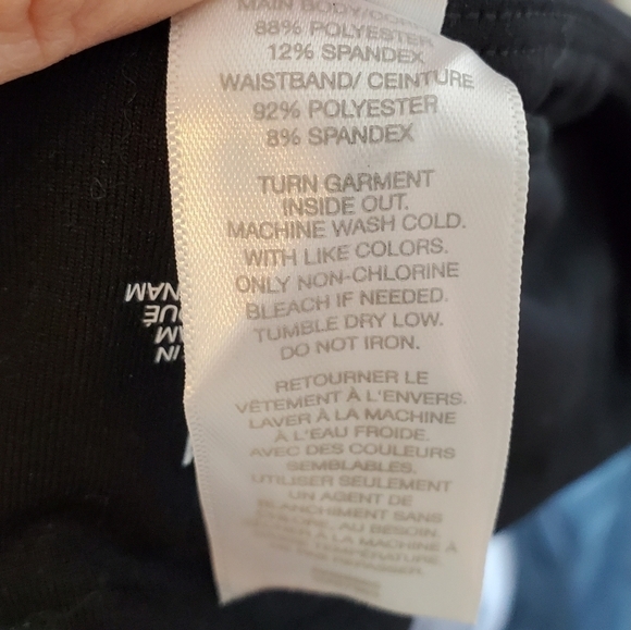 ZELLA Tennis Skort in Size Medium in Black Preloved. - Picture 7 of 7